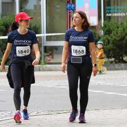 Stadtlauf Villingen: Fünf Zinzendorf-Sportler*innen schaffen jeweils 12 Runden Stadtlauf Villingen: Fünf Zinzendorf-Sportler*innen schaffen jeweils 12 Runden