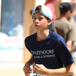 Stadtlauf Villingen: Fünf Zinzendorf-Sportler*innen schaffen jeweils 12 Runden Stadtlauf Villingen: Fünf Zinzendorf-Sportler*innen schaffen jeweils 12 Runden