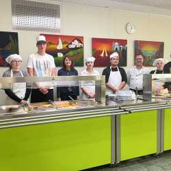 Tag der Schulverpflegung: Einblick in die Großküche Tag der Schulverpflegung: Einblick in die Großküche