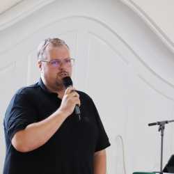 Türen öffnen sich für Abiturientinnen und Abiturienten - viele Preise und Einser-Abis Türen öffnen sich für Abiturientinnen und Abiturienten - viele Preise und Einser-Abis