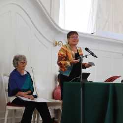 Türen öffnen sich für Abiturientinnen und Abiturienten - viele Preise und Einser-Abis Türen öffnen sich für Abiturientinnen und Abiturienten - viele Preise und Einser-Abis