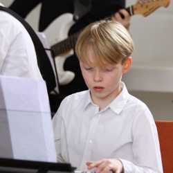 Überragendes Schulkonzert begeistert Publikum Überragendes Schulkonzert begeistert Publikum