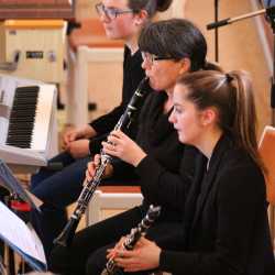 Überzeugendes Frühjahrskonzert der Zinzendorfschulen Überzeugendes Frühjahrskonzert der Zinzendorfschulen