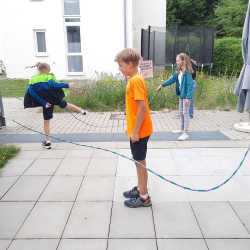 Unvergessliche Abenteuer am Hohenstaufen – Die Klassenfahrt der 6a, 6b und 6c Unvergessliche Abenteuer am Hohenstaufen – Die Klassenfahrt der 6a, 6b und 6c