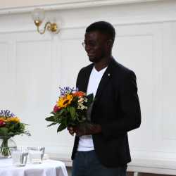 Verabschiedungen in Rente und andere Aufgaben Verabschiedungen in Rente und andere Aufgaben