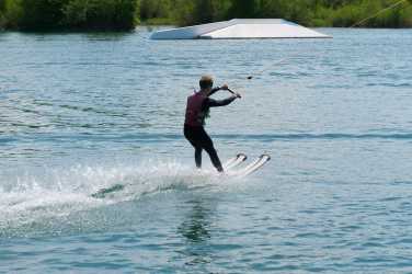 Wakepark-Ausflug: Sonne, Wasser, Action! Wakepark-Ausflug: Sonne, Wasser, Action!