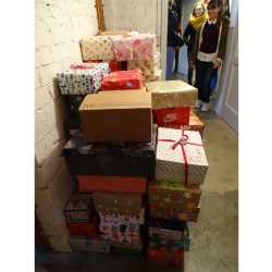 Weihnachten im Schuhkarton: Klassen 5 bis 8 beschenken 87 Kinder