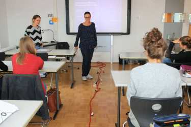 Wie arbeiten Berater der Diakonie? - Referentinnen erkären es am SG Wie arbeiten Berater der Diakonie? - Referentinnen erkären es am SG