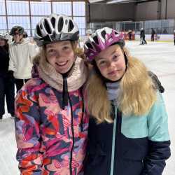 Wintersport auf Skiern, Schlitten und Kufen Wintersport auf Skiern, Schlitten und Kufen