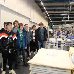 Wirtschaftsgymnasiasten erhalten bei Waldmann Einblicke in SAP-Software Wirtschaftsgymnasiasten erhalten bei Waldmann Einblicke in SAP-Software