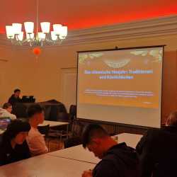 Xīn Nián Kuài Lè (新年快乐) everyone! Xīn Nián Kuài Lè (新年快乐) everyone!