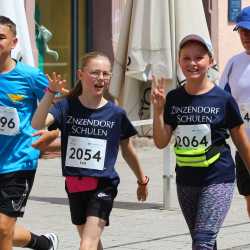 Zinzendorfschulen bilden zweitstärkstes Team beim Villinger Stadtlauf Zinzendorfschulen bilden zweitstärkstes Team beim Villinger Stadtlauf