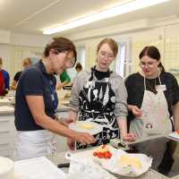 Grundlagen der Kinderernährung zur Vorbereitung auf Praktikum und Beruf Grundlagen der Kinderernährung zur Vorbereitung auf Praktikum und Beruf