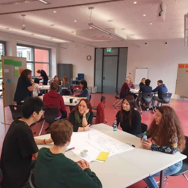 Internationalität im Fokus: Pädagogischer Austausch der Internate Vereinigung an den Zinzendorfschulen