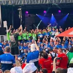 Teamgeist auf der Laufstrecke – Zinzendorfschulen beim Firmenlauf VS