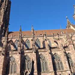  Mission Freiburg: Internatler*innen auf geheimer Spurensuche 