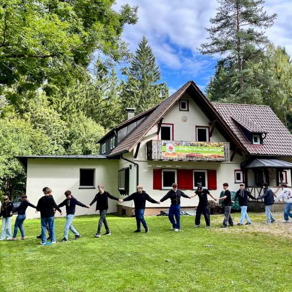 Kennenlerntage der Eingangsklassen im Naturfreundehaus Hirzwald