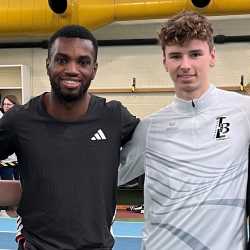 Lenny fliegt von einem sportlichen Erfolg zum nächsten