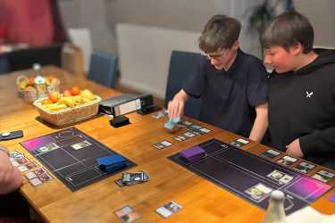 Erste Begegnung mit „Magic: The Gathering“ im Internat