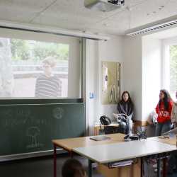 Schulfest der Zinzendorfschulen mit Blick in die Zukunft: Neue Sporthalle vorgestellt