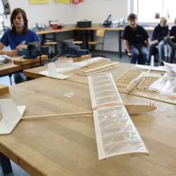 Schulfest der Zinzendorfschulen mit Blick in die Zukunft: Neue Sporthalle vorgestellt