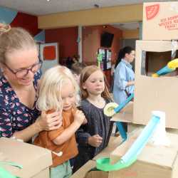 Schulfest der Zinzendorfschulen mit Blick in die Zukunft: Neue Sporthalle vorgestellt