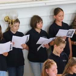 „Vorhang auf – Bühne frei!“: Sommerkonzert begeistert mit Musiktheater-Klassikern und besonderen Momenten