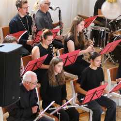 „Vorhang auf – Bühne frei!“: Sommerkonzert begeistert mit Musiktheater-Klassikern und besonderen Momenten
