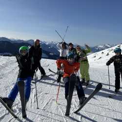 Siebtklässler der Realschule im Skischullandheim