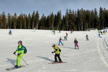 Skitag bei schönstem Spätwinterwetter