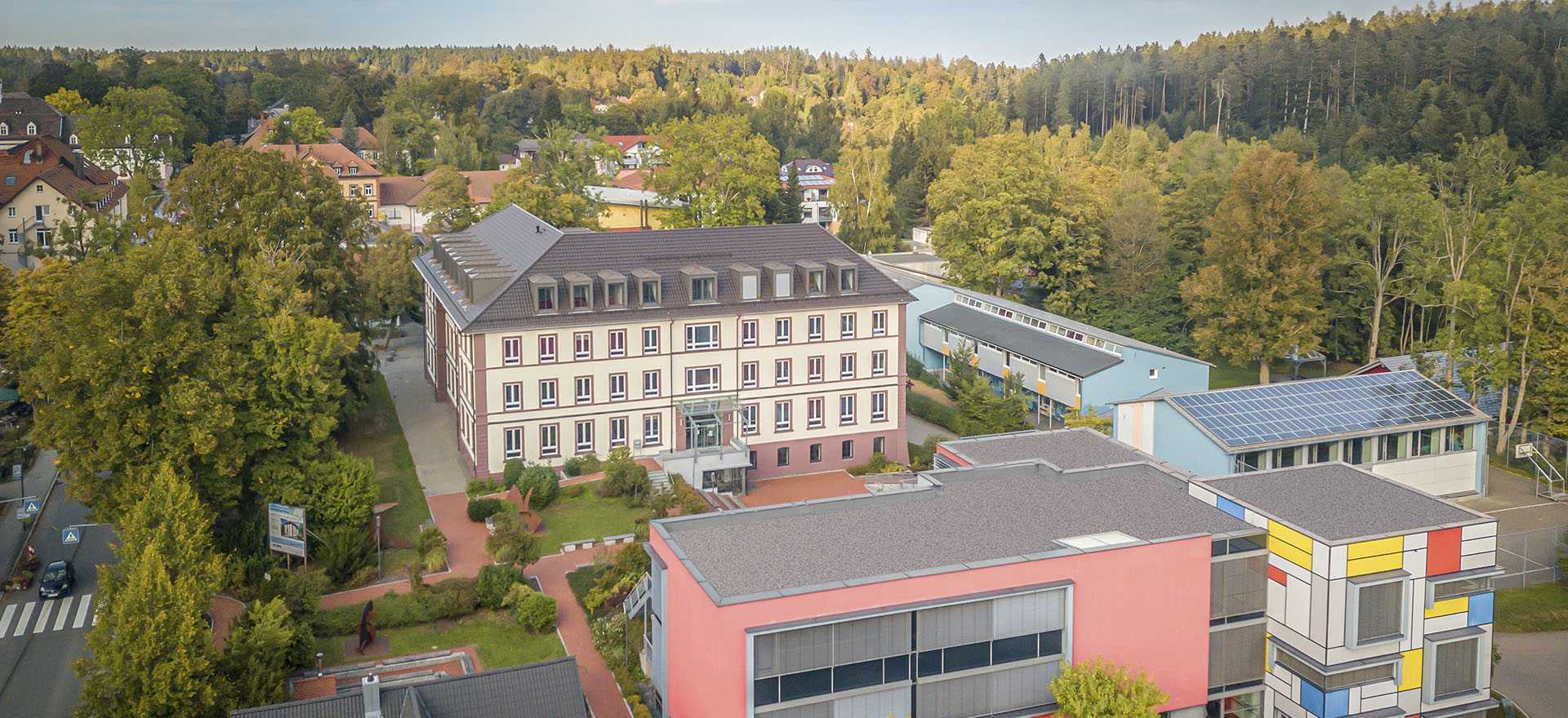 Zinzendorfschulen Konigsfeld Privatschule Mit Internat Startseite
