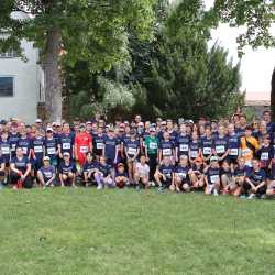 Großes Läuferfeld der Zinzendorfschulen beim Stadtlauf  in Villingen