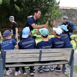 Großes Läuferfeld der Zinzendorfschulen beim Stadtlauf  in Villingen