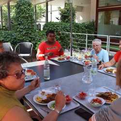Besuch aus Südafrika an den Zinzendorfschulen