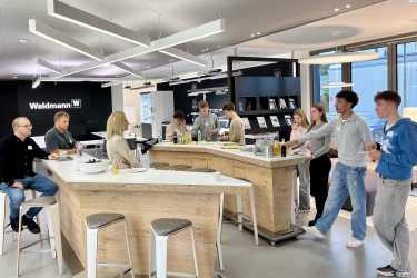 WG1 zu Besuch bei der Herbert Waldmann GmbH & Co. KG in Schwenningen