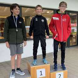 Rund zwei Dutzend Zinzendörfler starten beim Sport Weiß Lauf