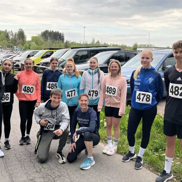 Rund zwei Dutzend Zinzendörfler starten beim Sport Weiß Lauf