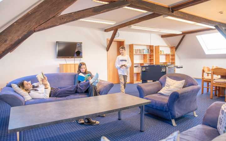 Aufenthaltsraum Früauf Aufenthaltsraum Früauf