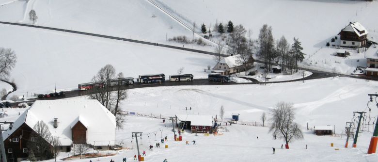 Spaß im Schnee für die Unter- und Mittelstufe
