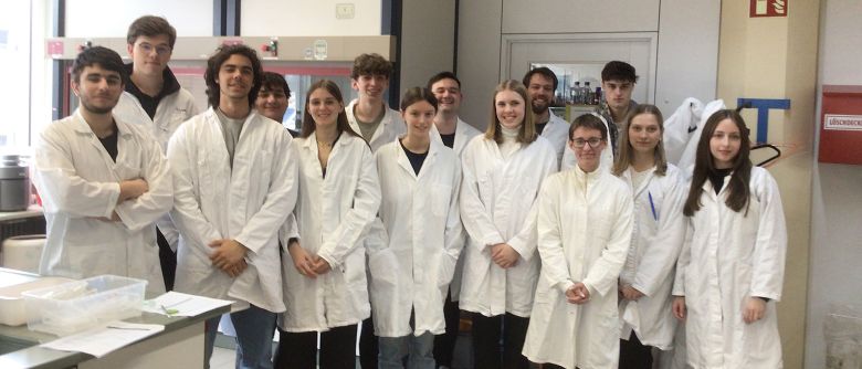 Biologie-Leistungsfächer besuchen Hochschule Furtwangen