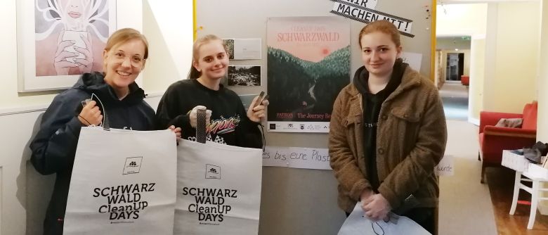 The Journey Begins – Internats-Schülerinnen beteiligen sich an den Schwarzwald CleanUP-Days
