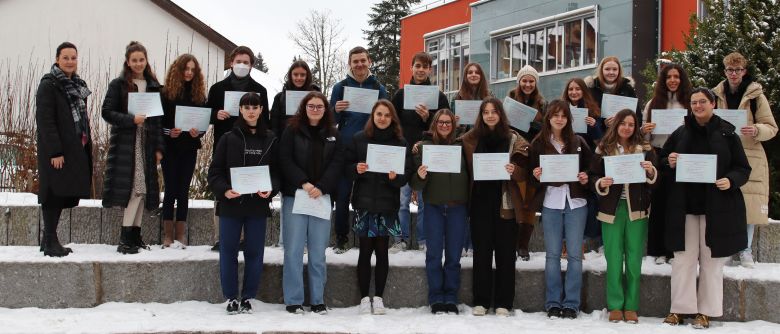 DELF-Diplom für 29 Schülerinnen und Schüler