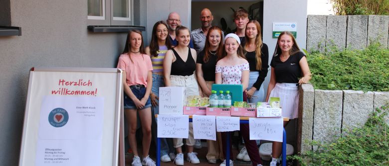Eine-Welt-Kiosk wieder geöffnet - Fairtrade-Zertifikat verlängert