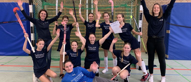 Jugend trainiert für Olympia: Hallenhockey-Spielerinnen eine Runde weiter