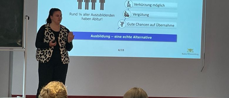 Botschafterinnen und Botschafter berichten aus der Praxis: Ausbildung und Studium in Baden-Württemberg