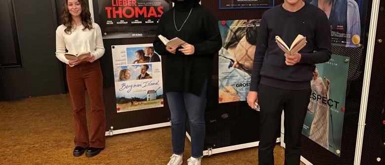 Theater AG liest im Kino