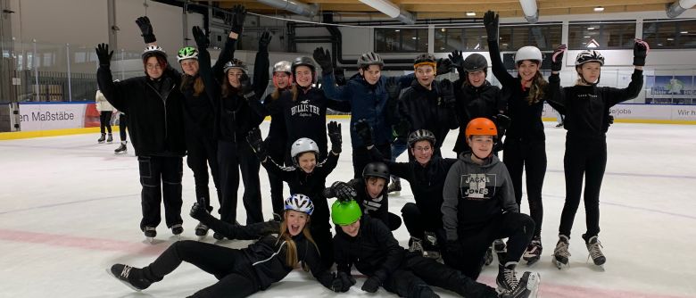 Wintersporttag in der Eissporthalle