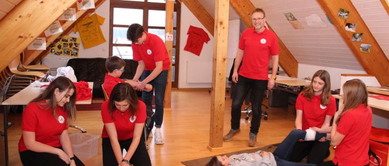 Schulsanitäter haben Prüfung abgelegt