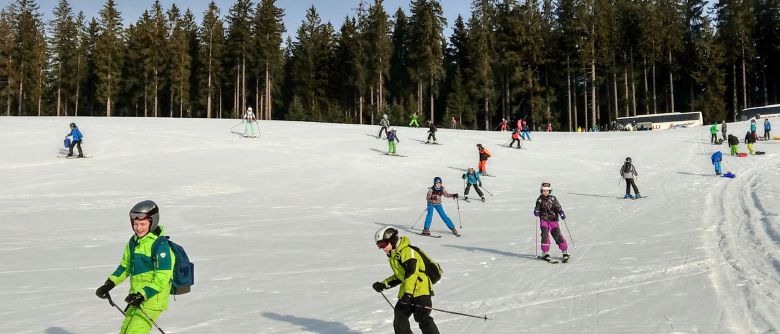 Skitag bei schönstem Spätwinterwetter
