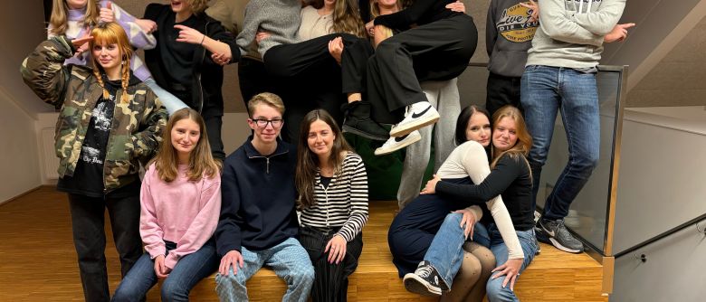 „Marie“ und das wahre Leben – Eigenproduktion des Literatur- und Theaterkurses